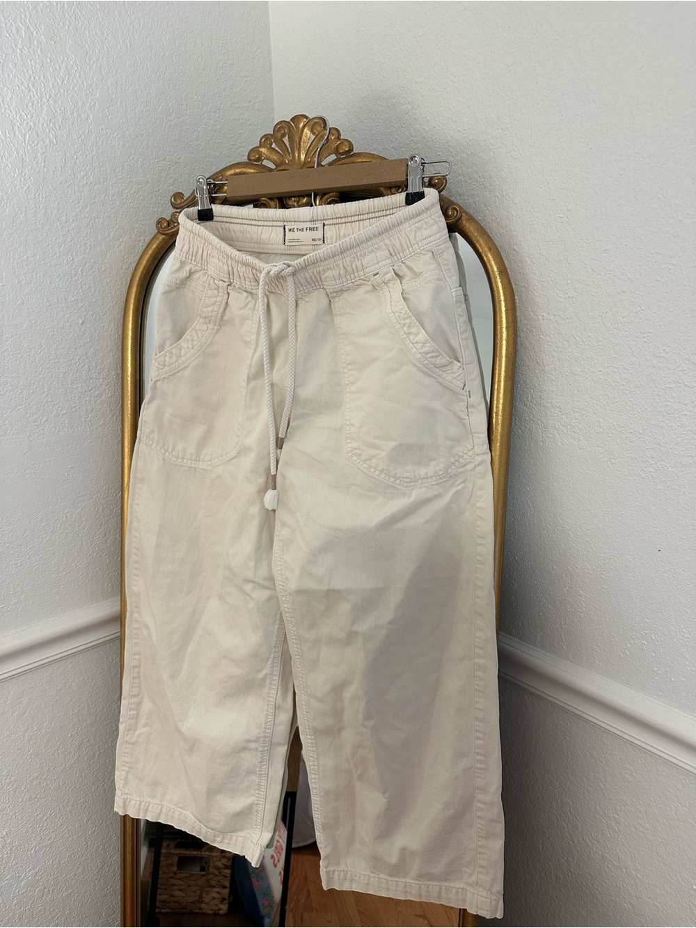 We The Free Cream Drawstring Capris